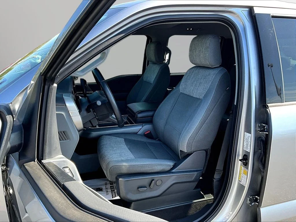 Used 2022 Silver Metallic Ford XLT image 25
