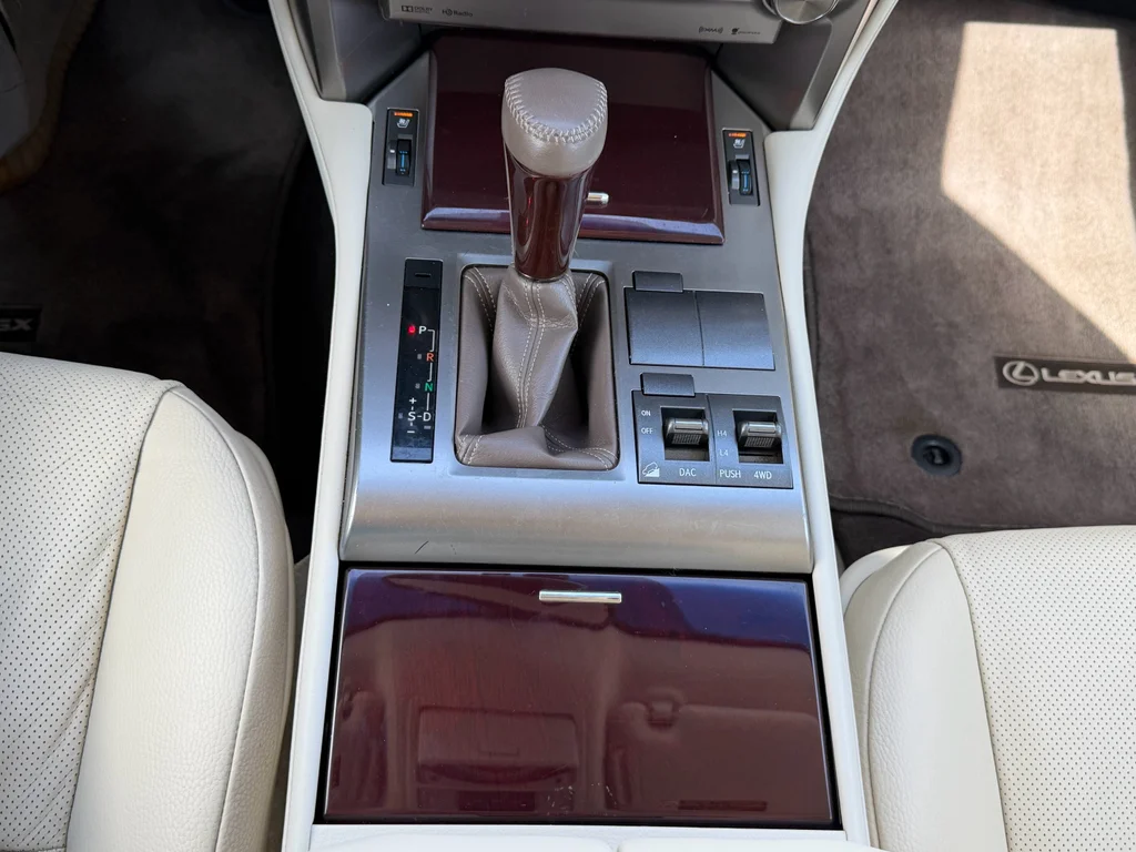 Used 2019 Starfire Pearl Lexus Premium image 15