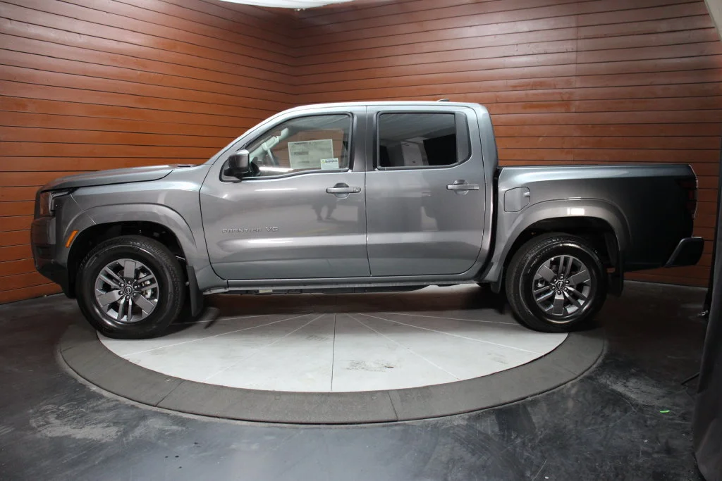 New 2027 Gun Metallic Nissan Crew Cab SV image 22