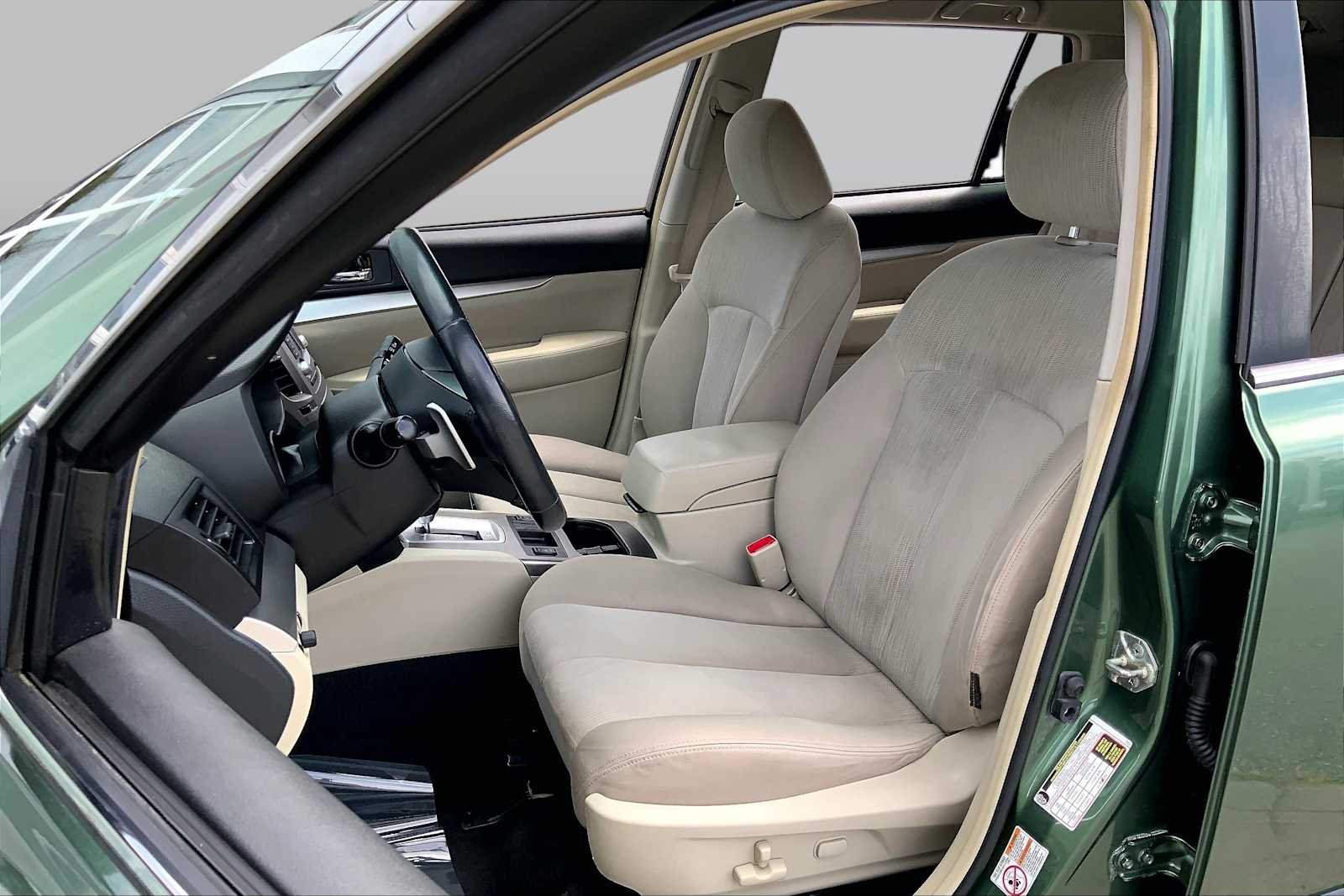 Used 2014 Cypress Green Pearl Subaru 2.5i Premium image 9