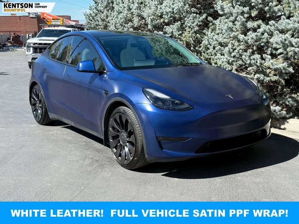 Used 2022 Blue Tesla Performance image 11