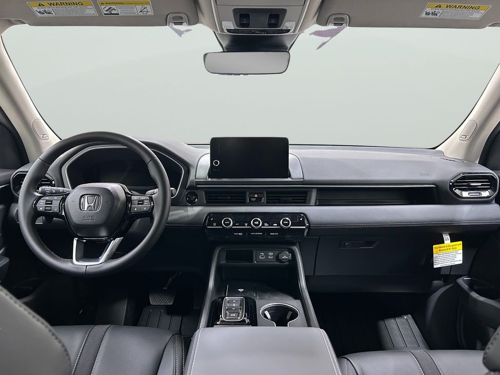 2025 Honda Pilot Touring+ - Photo 11