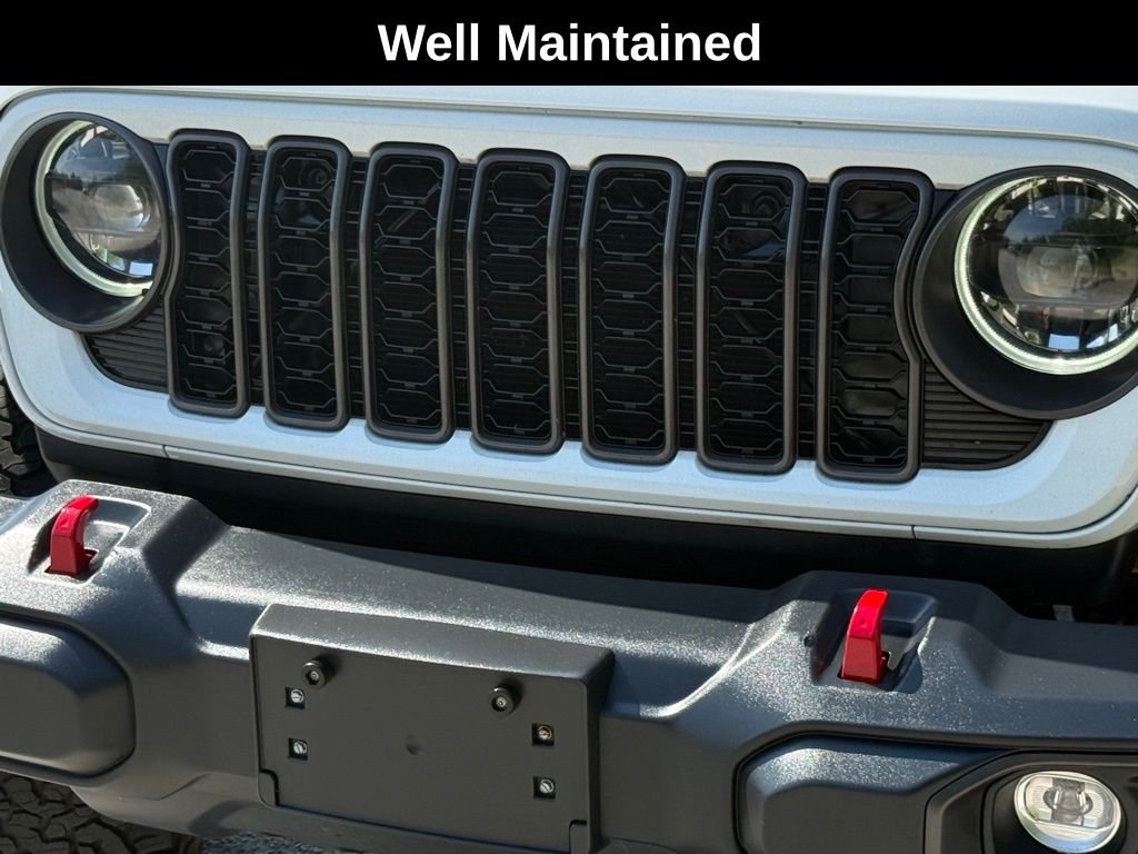 Used 2024 White Jeep Rubicon image 6