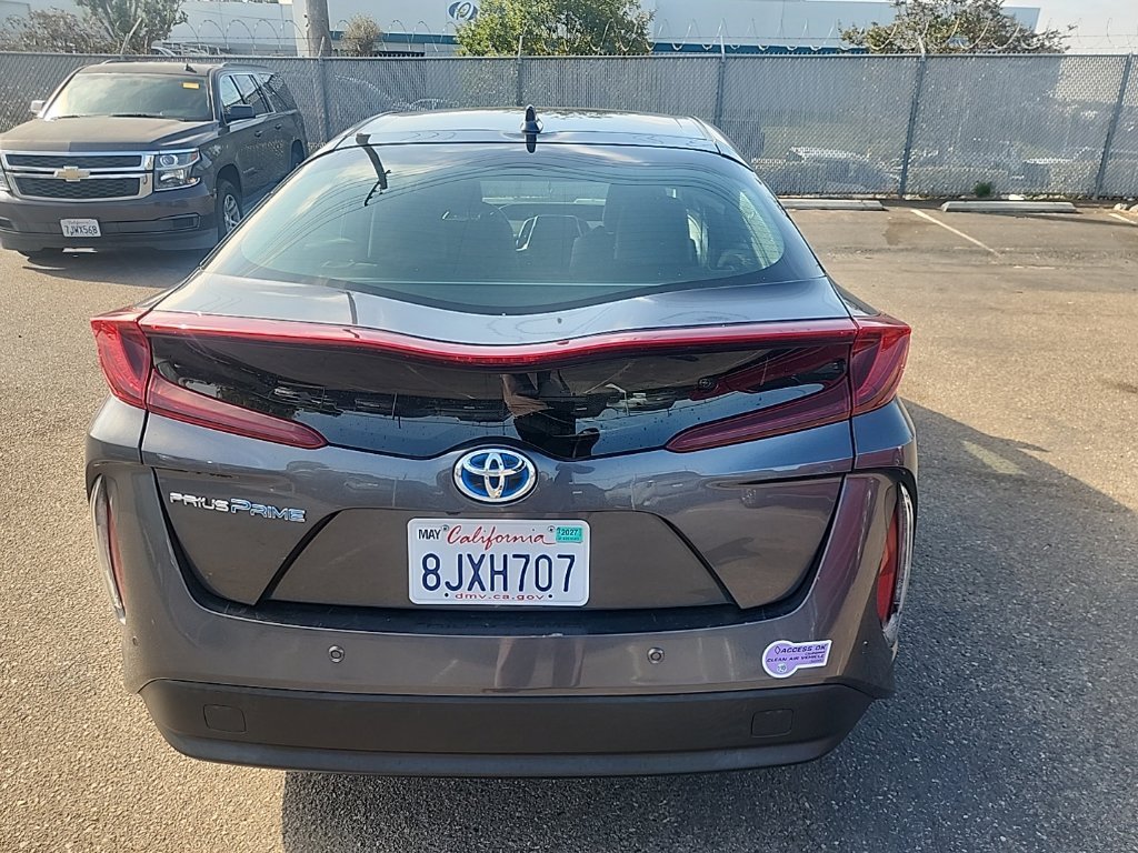 Used 2019 Magnetic Gray Metallic Toyota Advanced image 11
