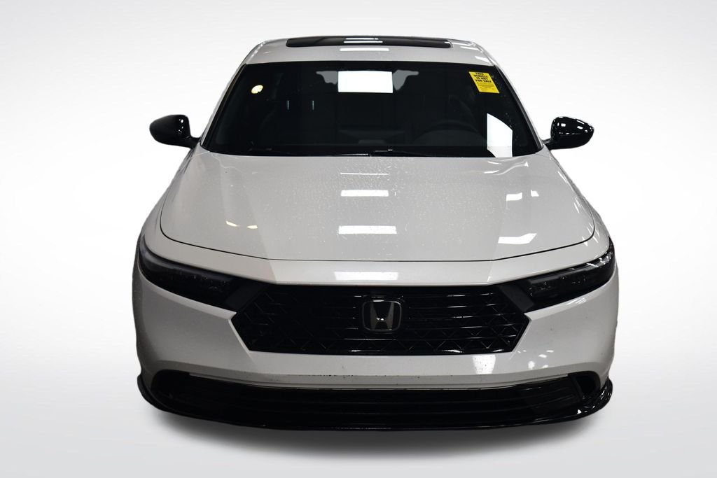 Certified Used 2023 Platinum White Pearl Honda Sport-L image 2