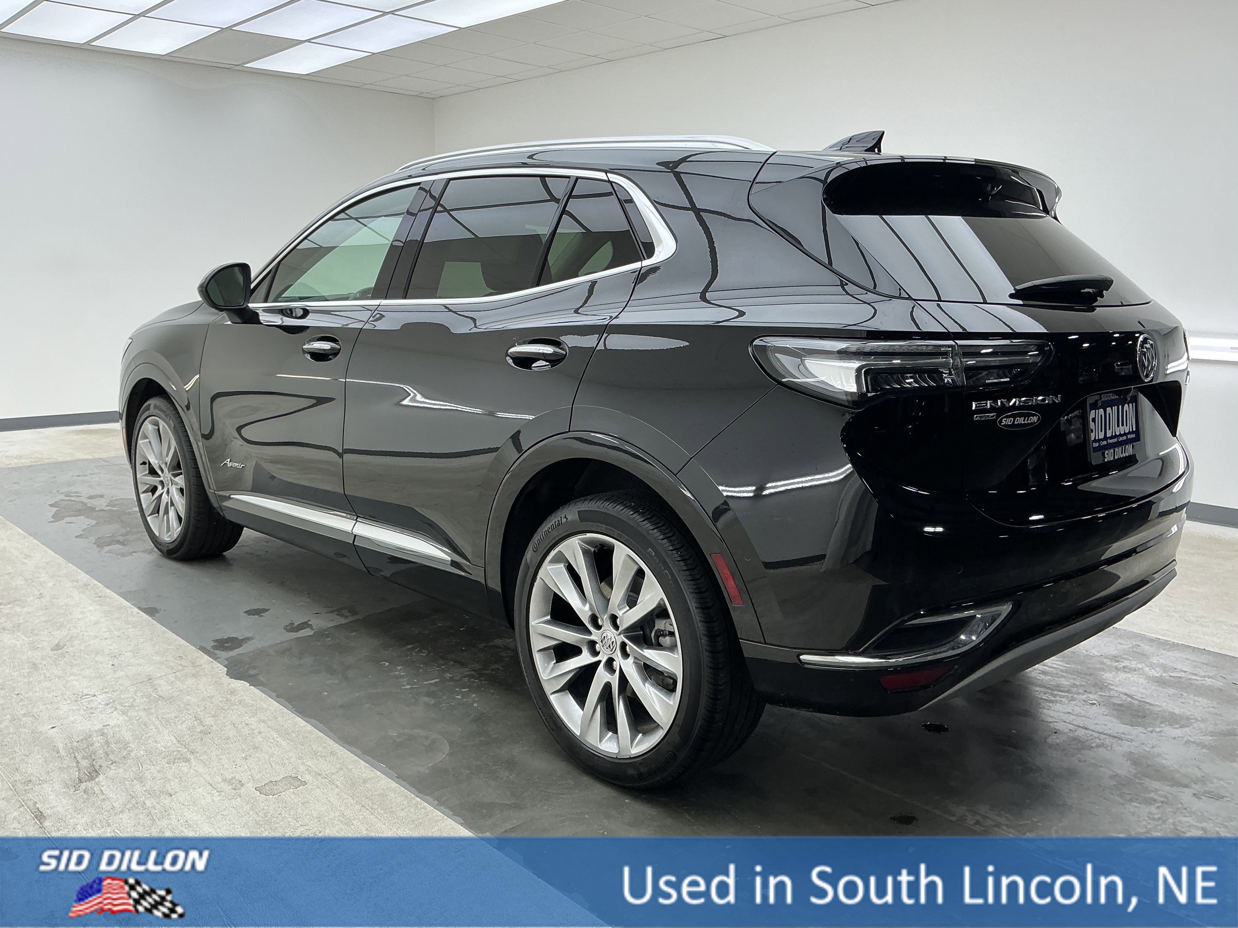 Used 2023 Ebony Twilight Metallic Buick Avenir image 6