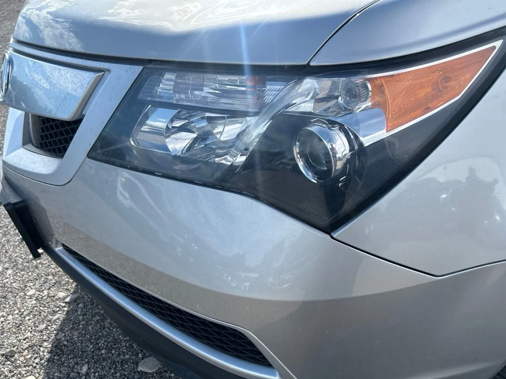Used 2010 Palladium Metallic Acura 3.7L Advance Package image 10