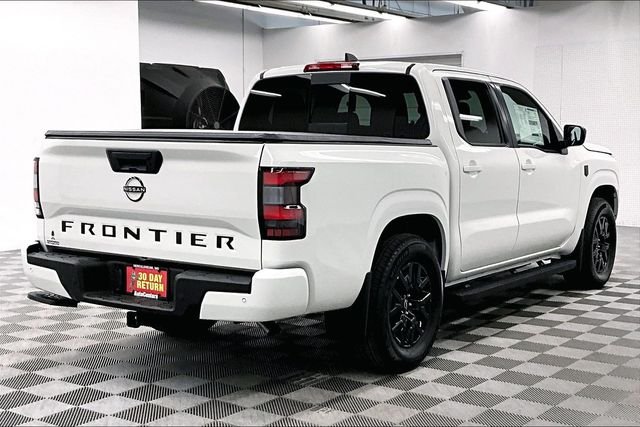 New 2026 Glacier White Nissan SV image 18