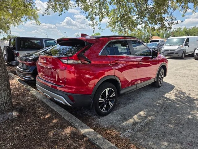 Used 2023 Red Mitsubishi  image 6