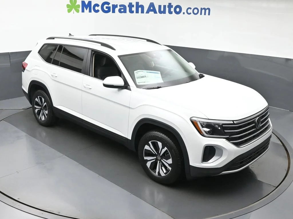 New 2026 White/off-white Volkswagen 2.0T SE image 3