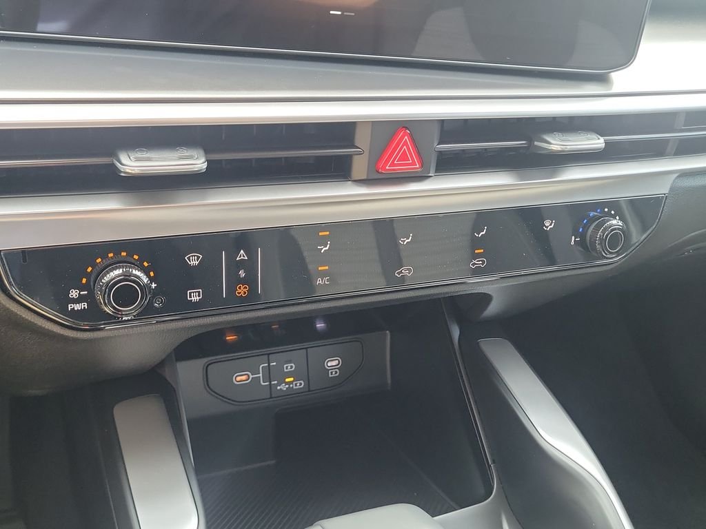 New 2026 White Kia LX image 32