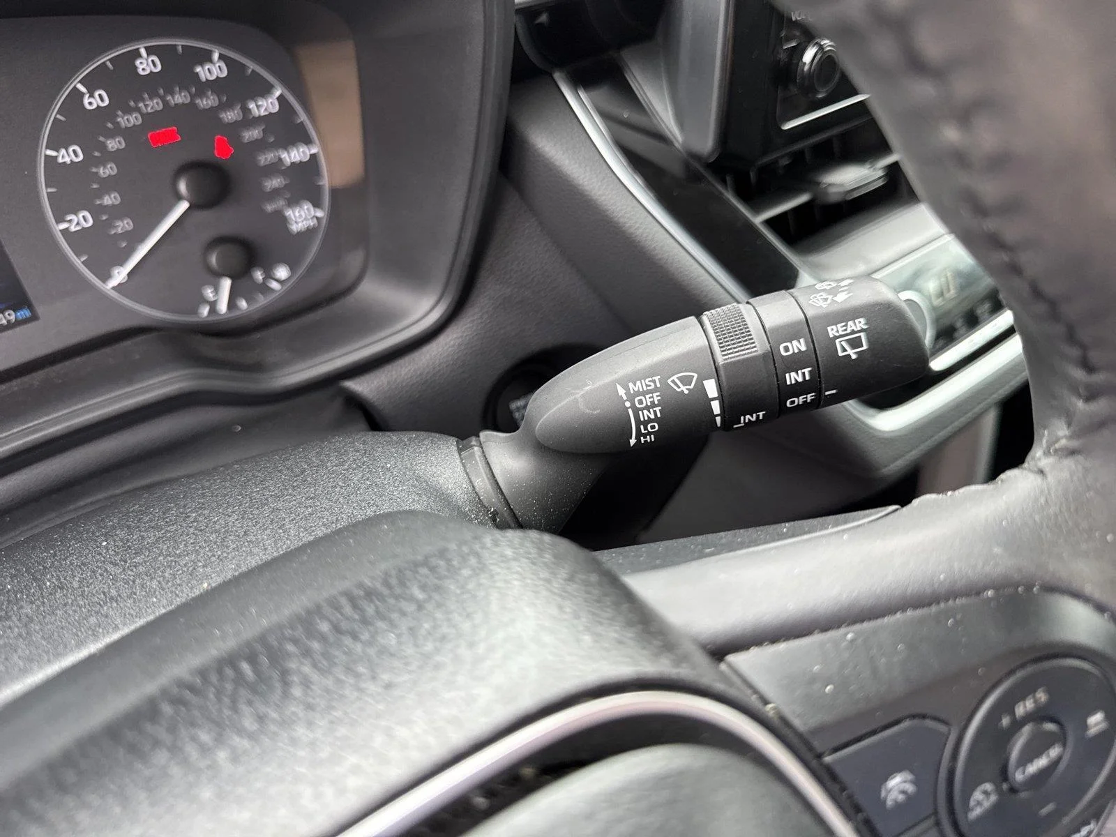 Used 2024 Wind Chill Pearl Toyota LE image 18