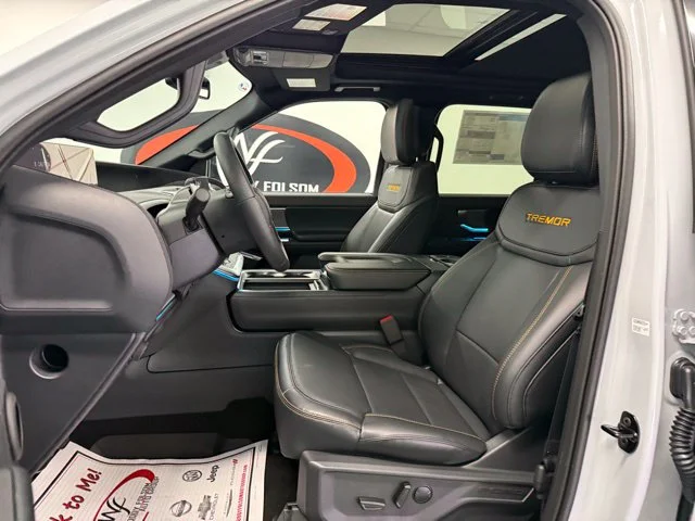 New 2026 Space Silver Metallic Ford Tremor® image 29