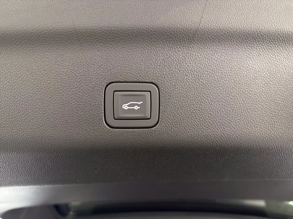 New 2027 Summit White GMC AT4 image 8