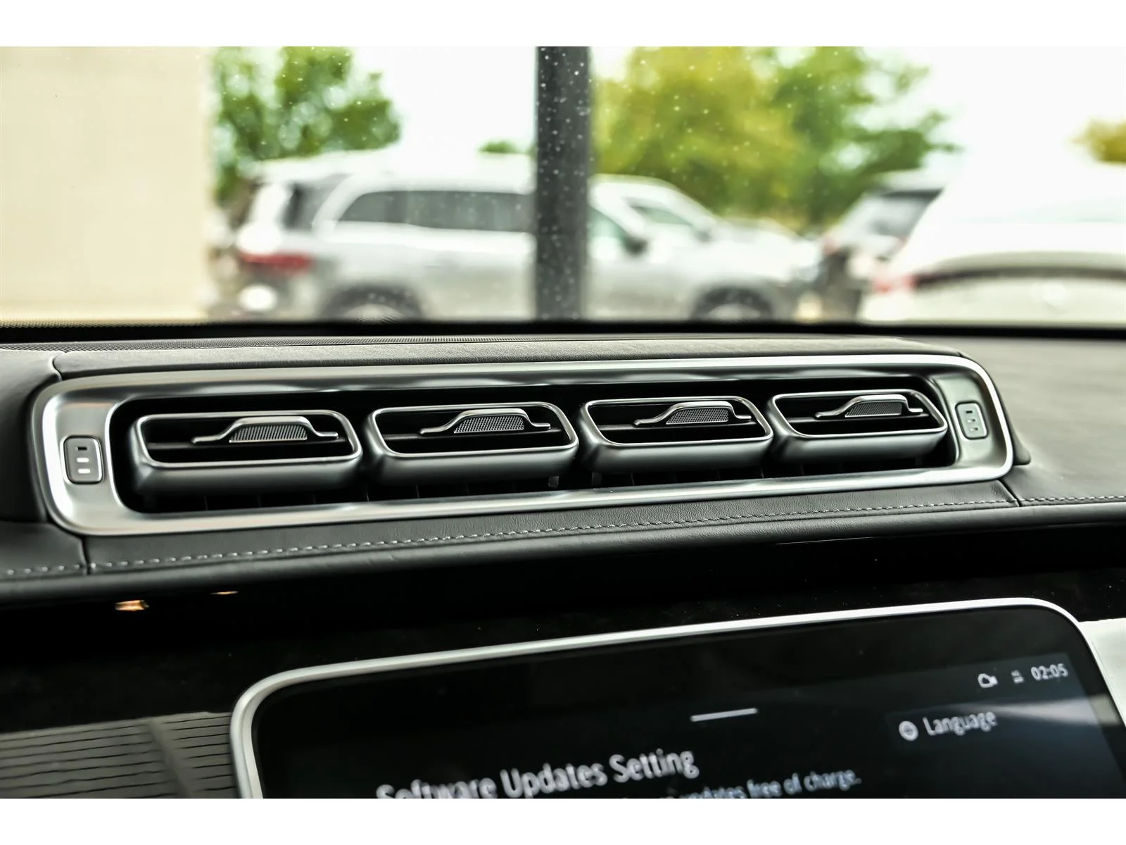 Used 2023 Black Mercedes-Benz S 580 4MATIC® image 19