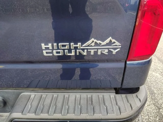 Used 2023 Blue Chevrolet High Country image 30