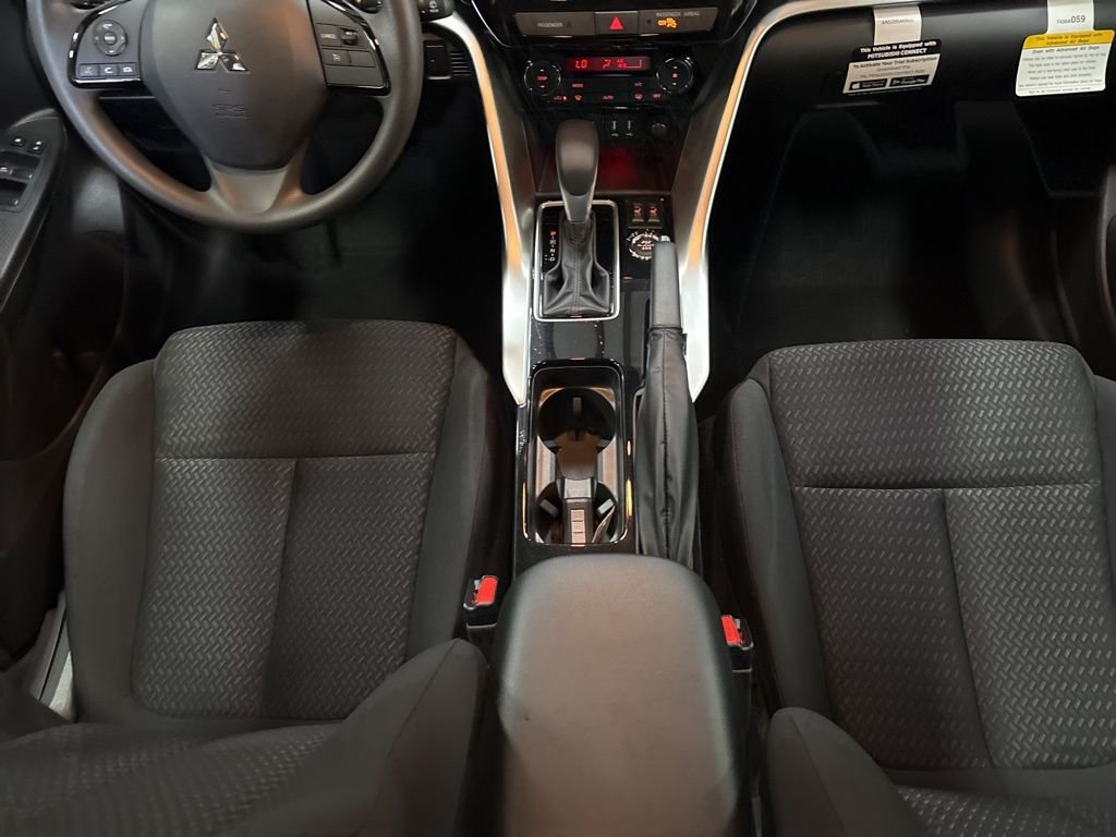 Used 2024 White Mitsubishi Ralliart image 18