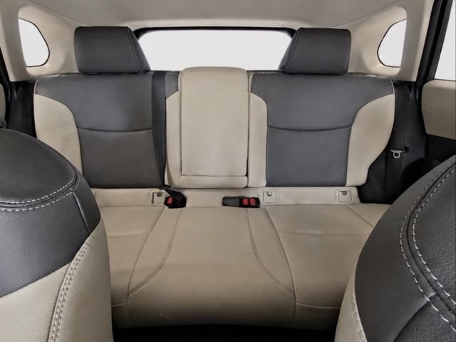 2024 Toyota Corolla Cross XLE - Photo 19