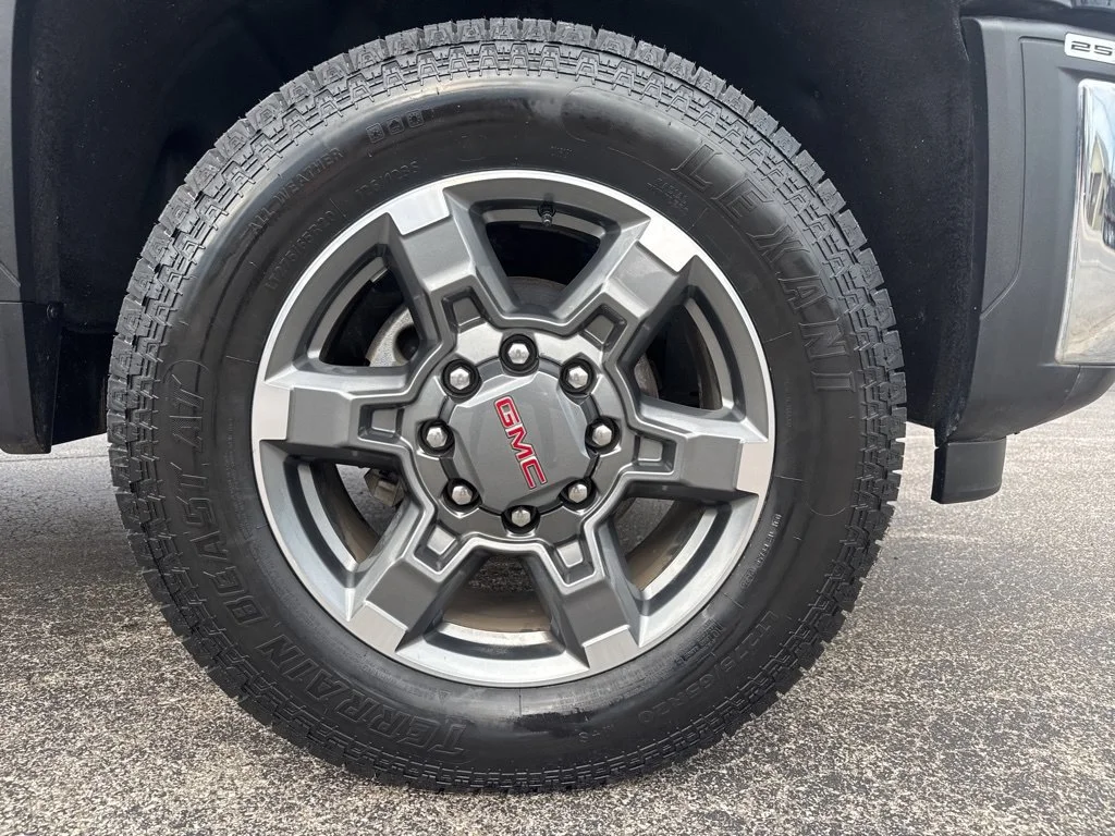 2025 GMC Sierra 2500HD SLE - Photo 9