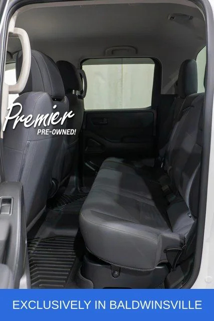 Used 2022 White Nissan S image 9