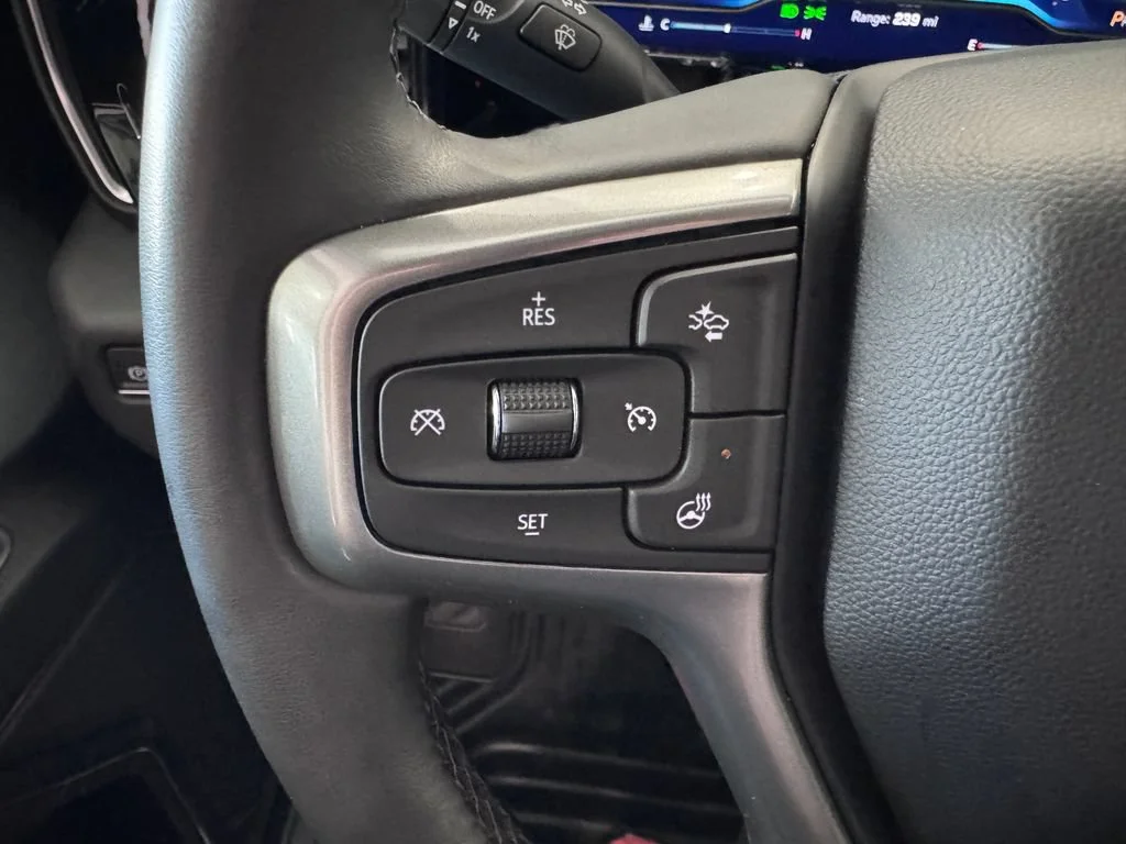 2023 Chevrolet Silverado 1500 LT - Photo 16