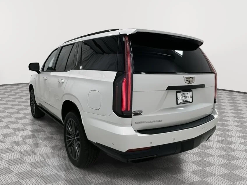 Used 2025 Crystal White Tricoat Cadillac Sport Platinum image 3