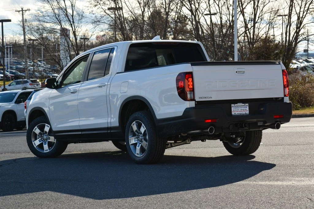 New 2026 Platinum White Pearl Honda RTL image 4