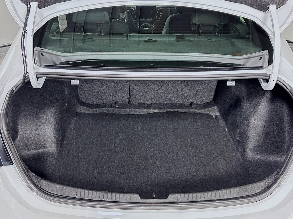 Used 2023 White Chevrolet LT image 20