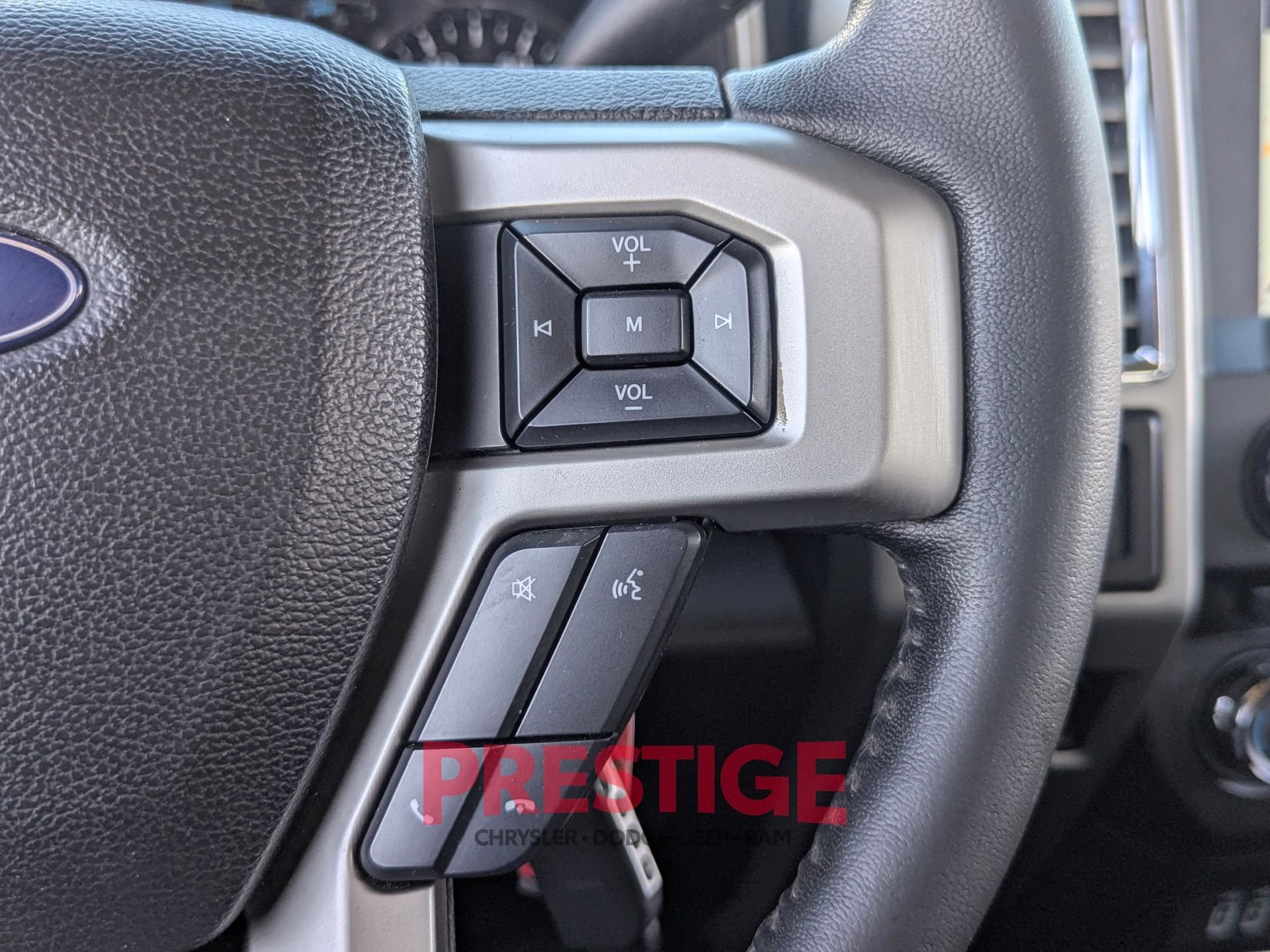 Used 2017 Silver Ford Lariat image 19