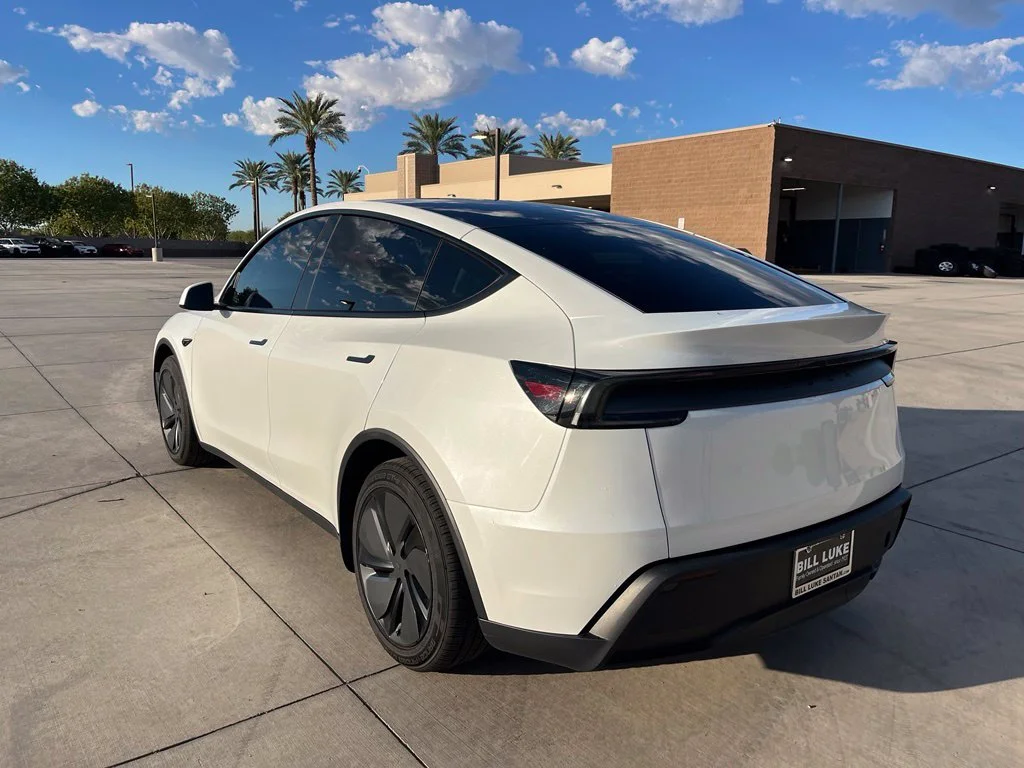 Certified Used 2026 White Tesla Premium image 9