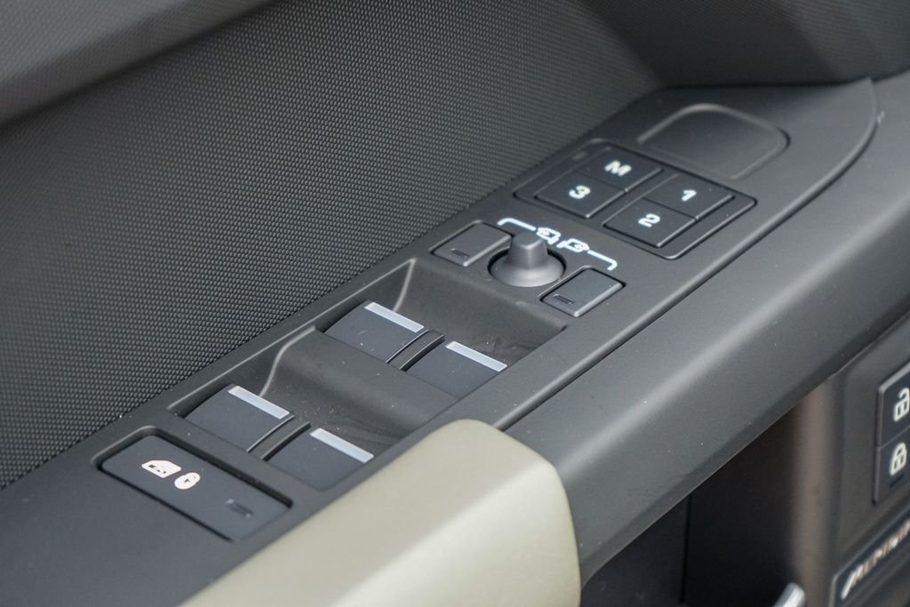 New 2026 Borasco Grey Metallic Land Rover S image 21