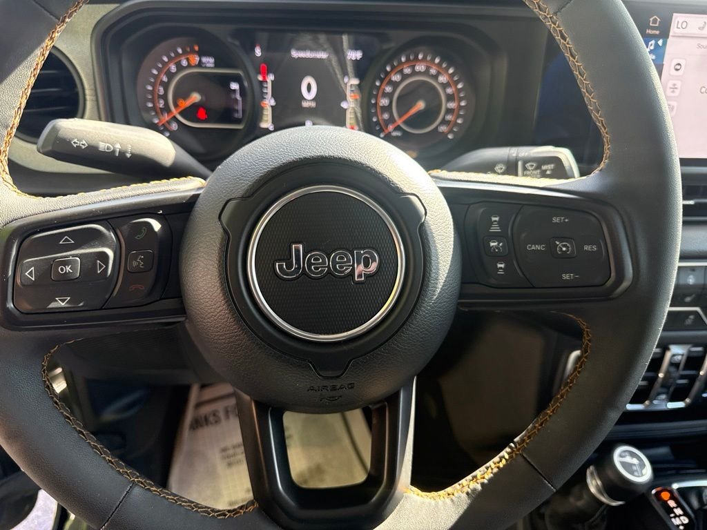 Used 2024 Green Jeep Sport S image 24