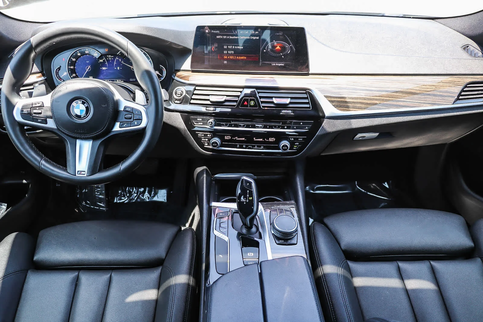 Used 2019 Alpine White BMW 530i image 13