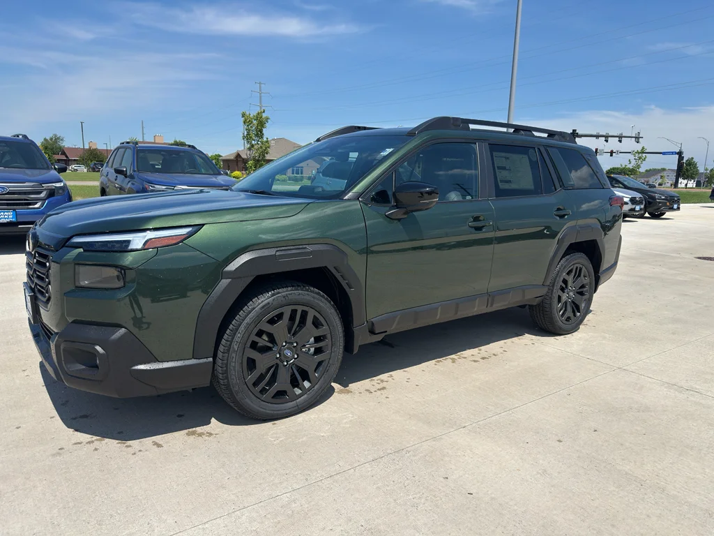 New 2026 DEEP EMERALD GREEN PEARL Subaru Limited XT image 2