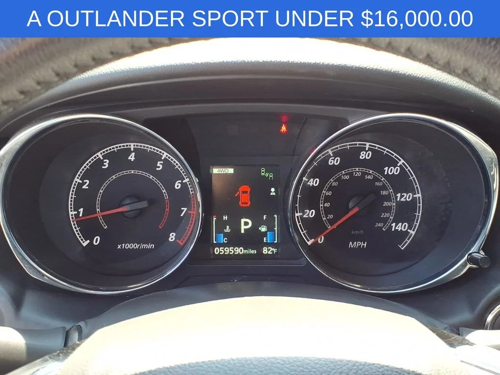 Used 2022 Black Mitsubishi 2.0 SE image 27