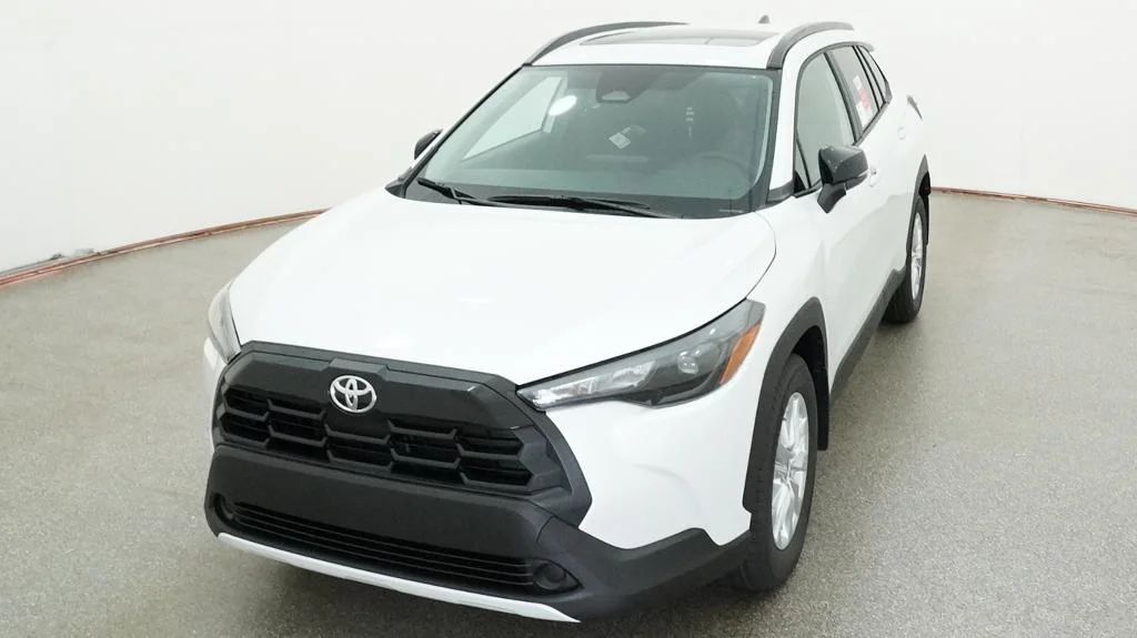 New 2026 Wind Chill Pearl Toyota LE image 20