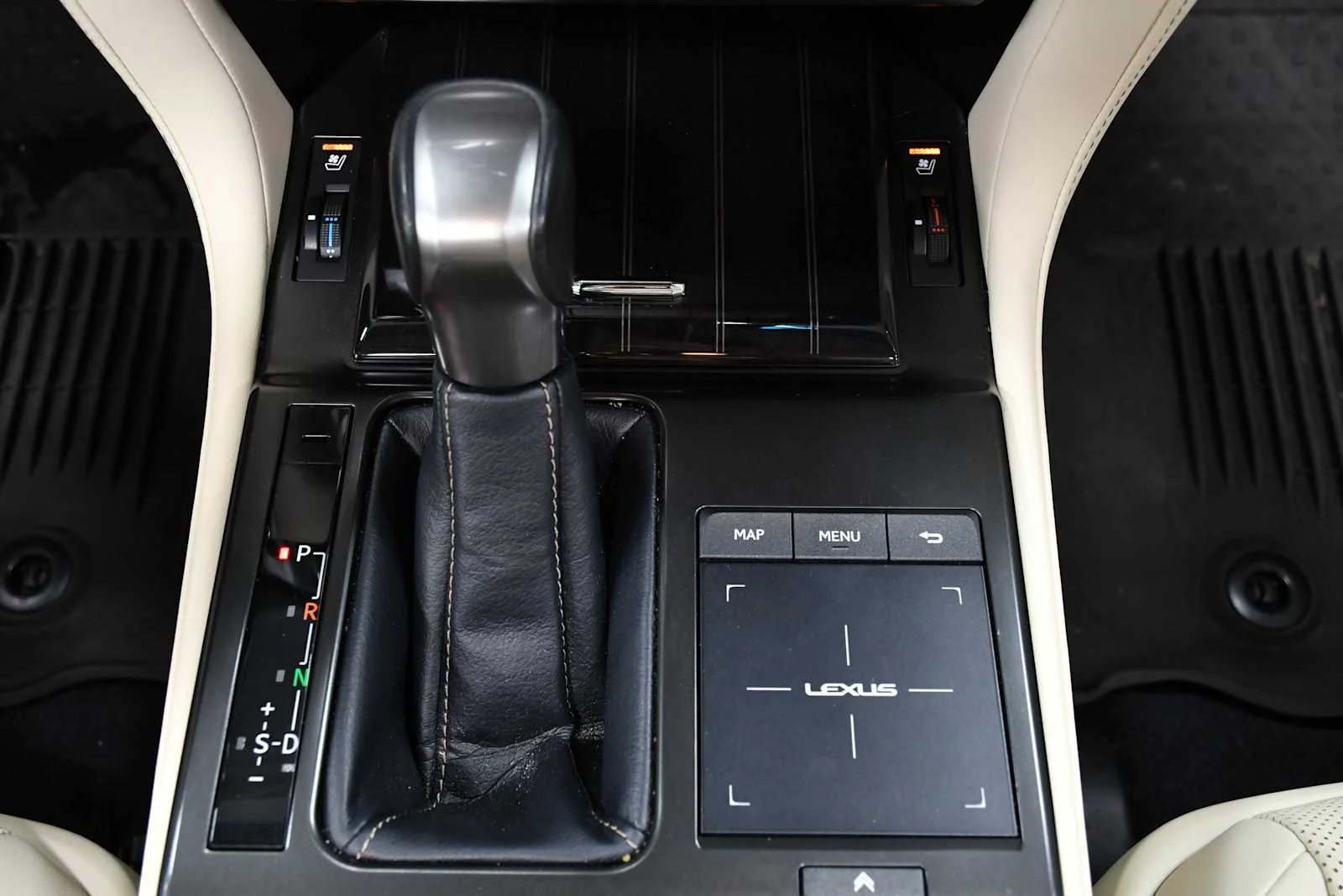 Certified Used 2023 NIGHTFALL MICA Lexus Premium image 21