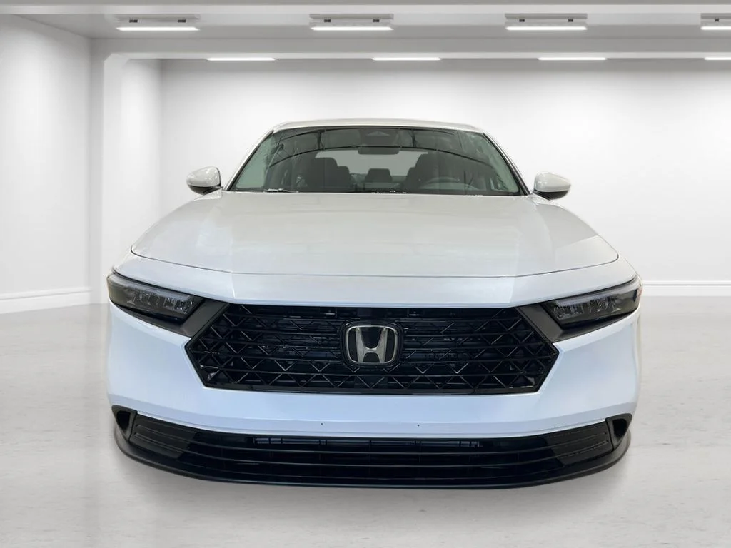 New 2026 Platinum White Pearl Honda LX image 10