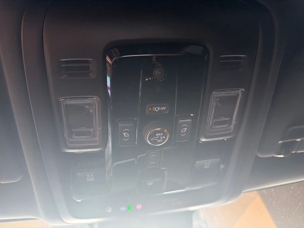 Used 2026 Red Chevrolet Z71 image 24