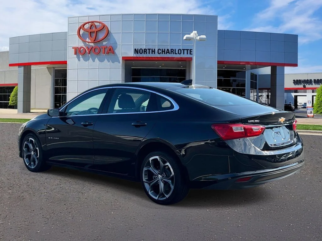 Used 2024 Black Chevrolet LT image 5