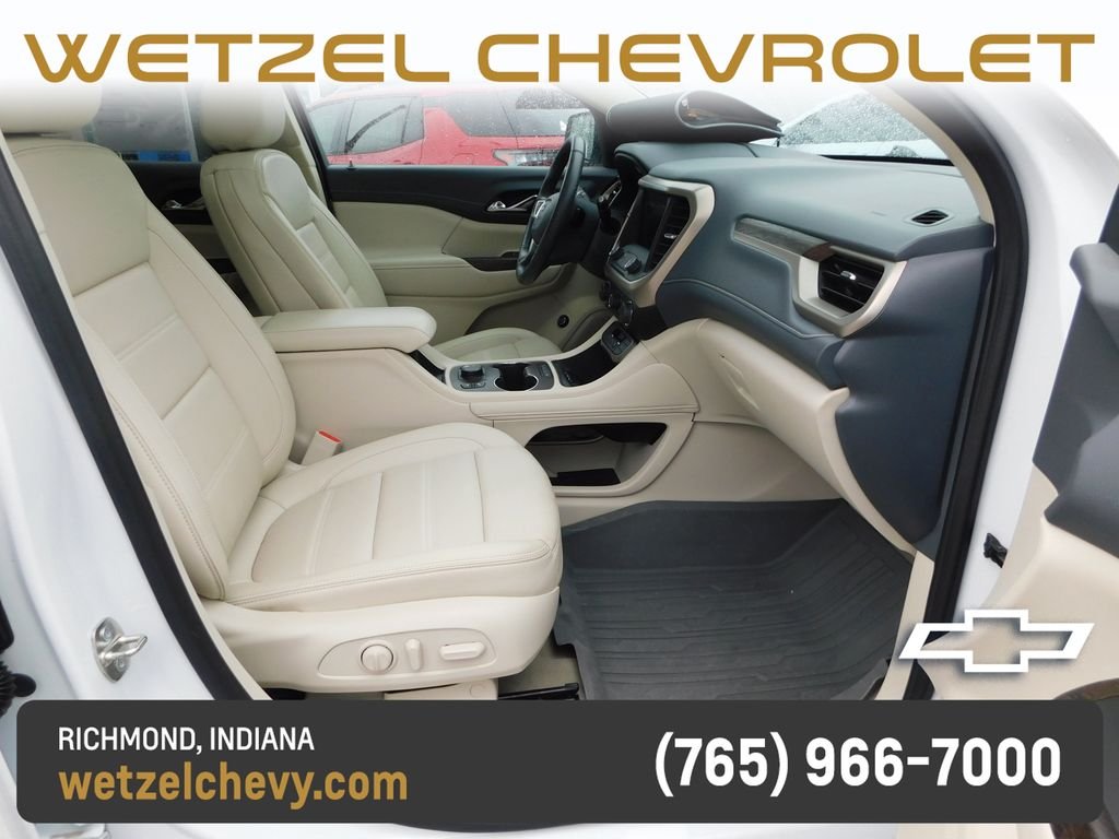 Used 2023 White GMC Denali image 18