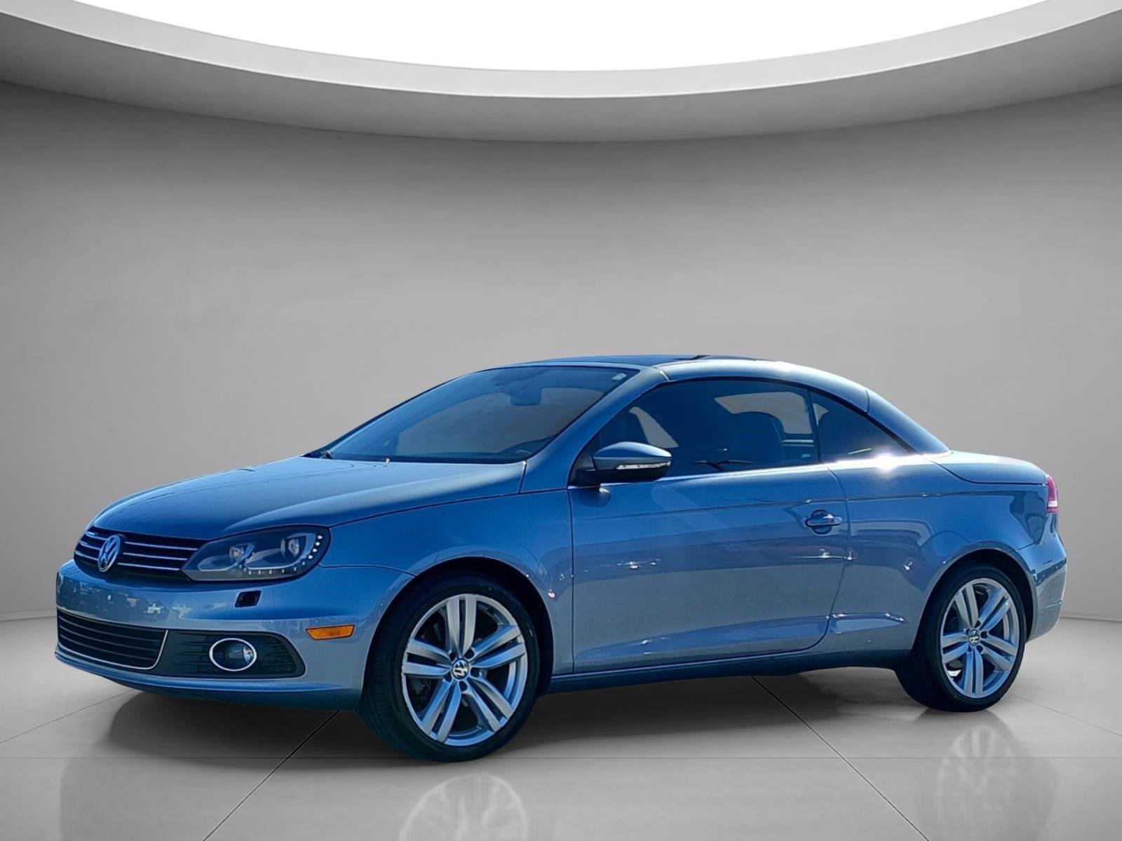 Used 2012 Horizon Blue Metallic Volkswagen Executive image 1