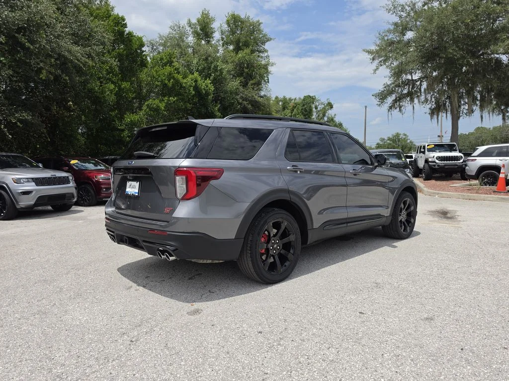Certified Used 2021 Gray Metallic Ford ST image 4