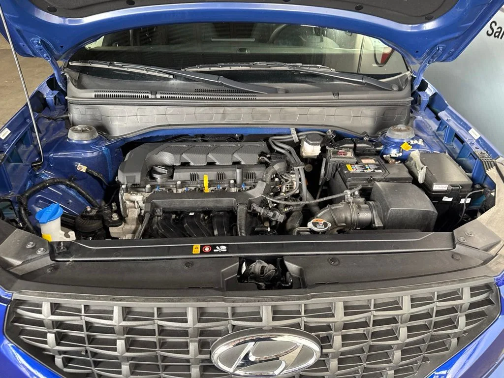 Used 2025 Blue Hyundai SE image 41