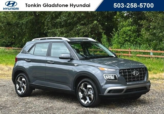 2025 Hyundai Venue SEL IVT's photo