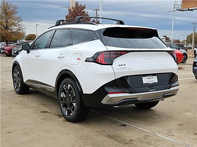 New 2026 Glacial White KIA SX-Prestige Front-Wheel Drive image 2