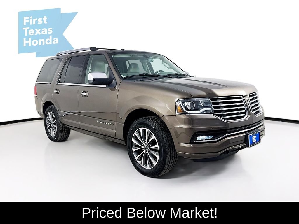 2017 Lincoln Navigator Select's photo