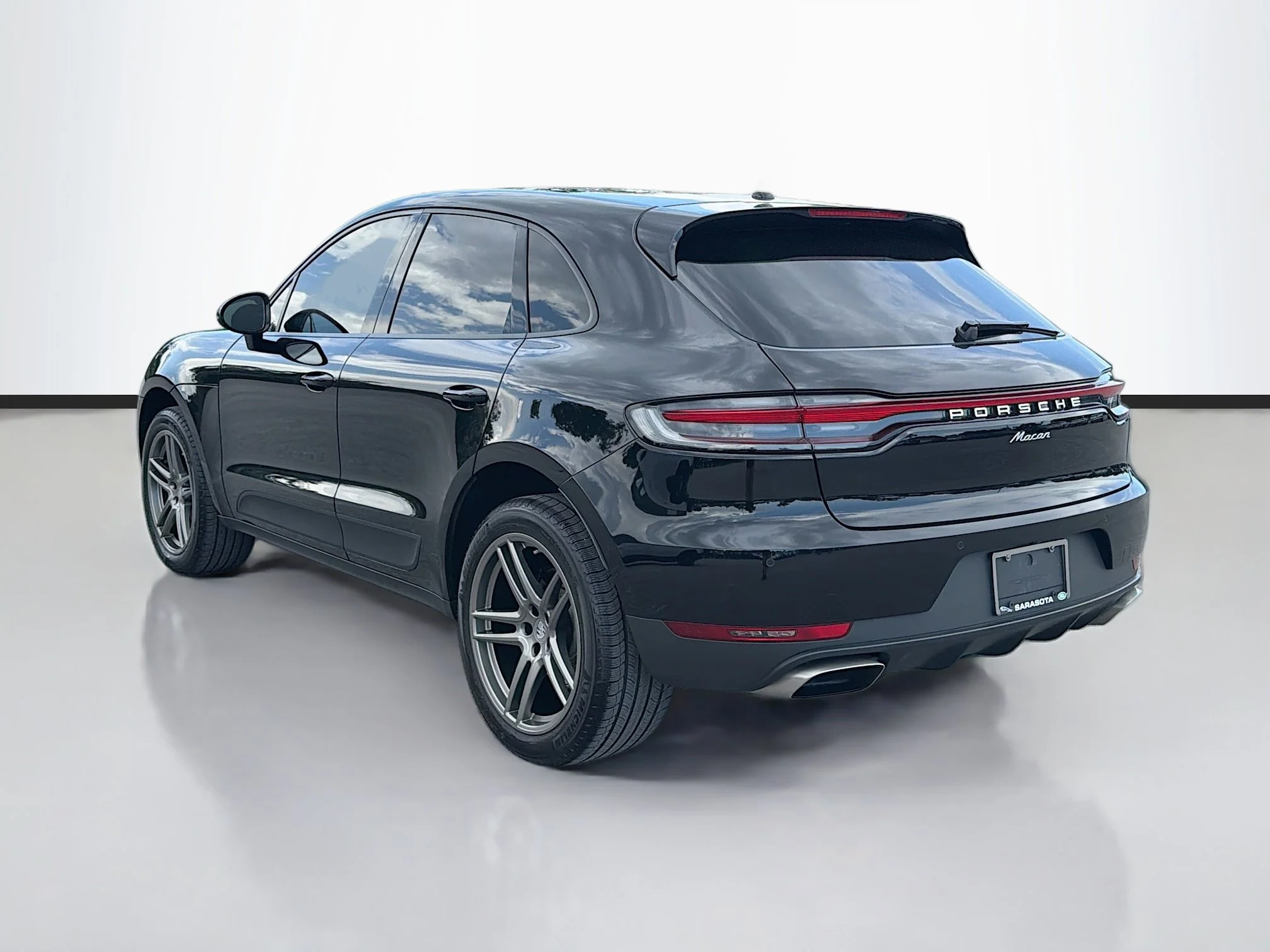 Used 2019 Jet Black Metallic Porsche Base image 3