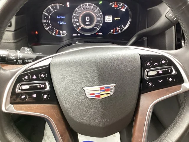 Used 2020 Crystal White Cadillac Luxury image 12