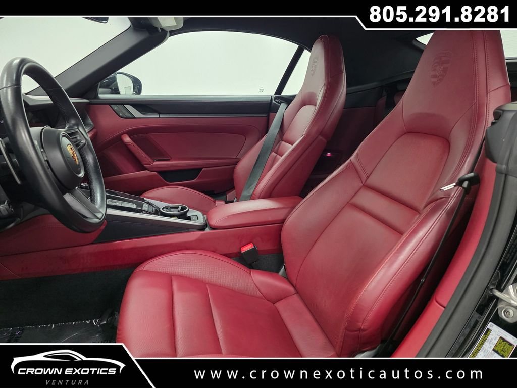 Used 2024  Porsche Carrera image 30
